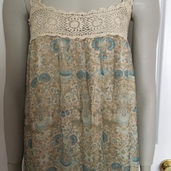 Maeve by Anthropologie Silk print mini dress with crochet details size Small. - Picture 5 of 9